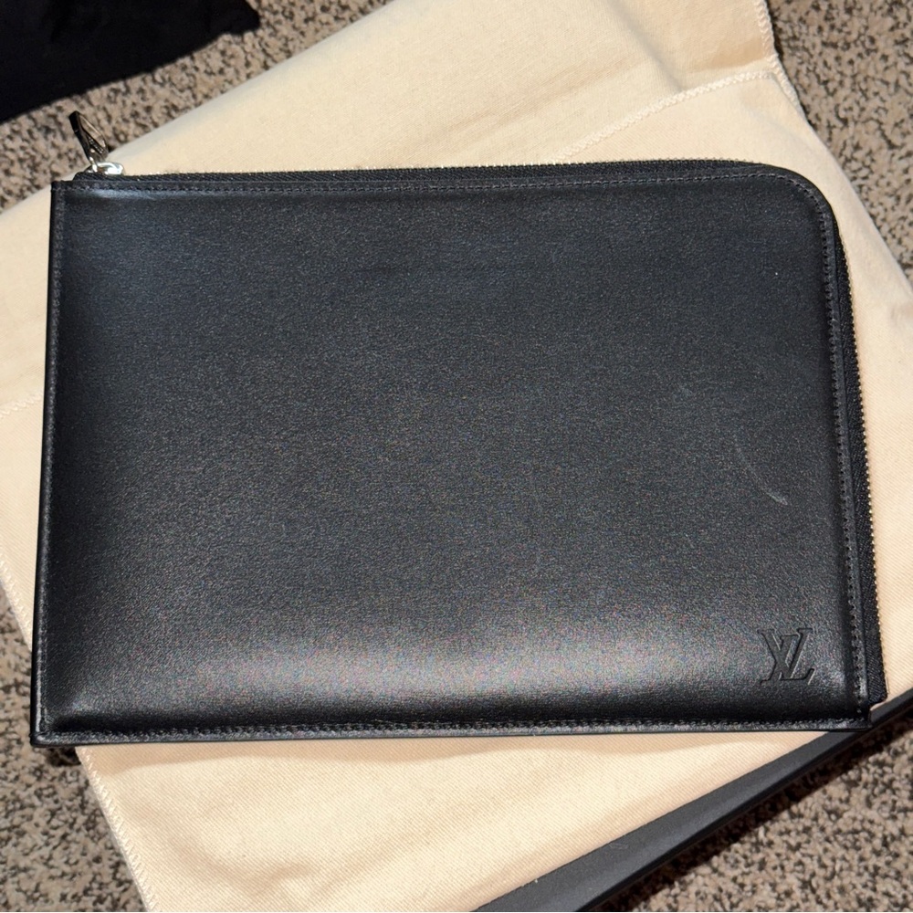 Louis Vuitton Pochette Jour PM Black Leather Pouch Clutch LV Nomade